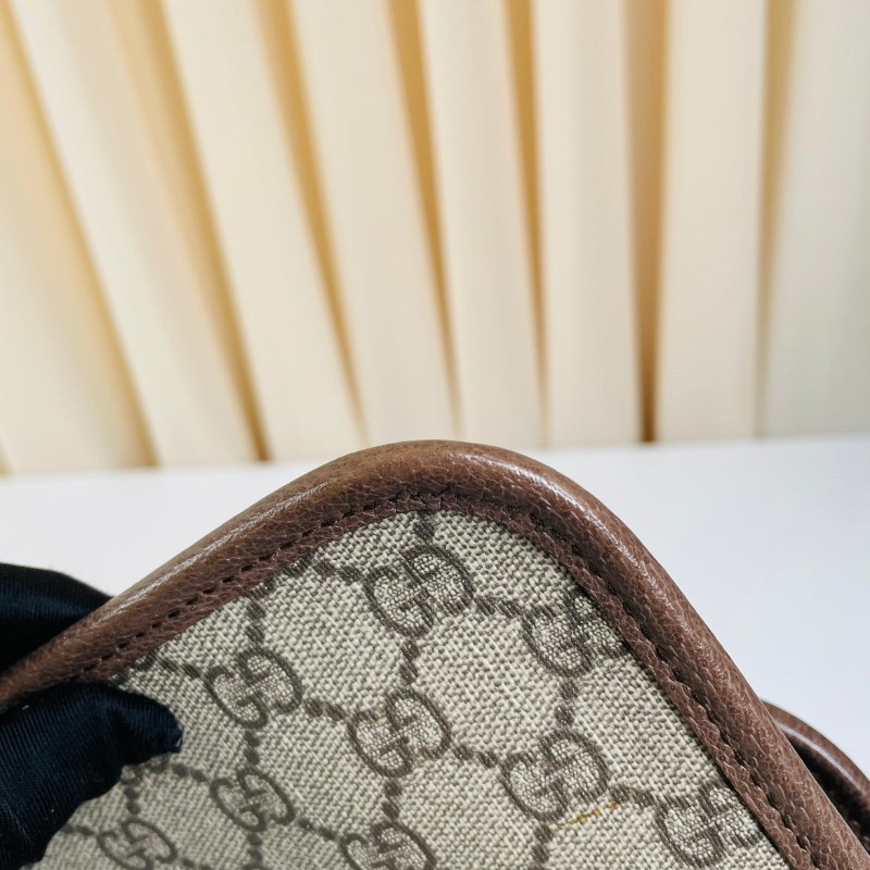 專櫃價3.6折！Gucci古馳  經典虎頭腰包 男女同款 包身立體 百搭不挑衣服 自重很輕  超多明星同款-13