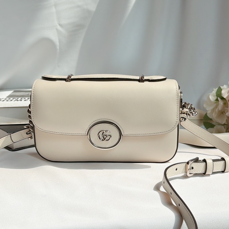 莉亞精品♡Gucci Petite gg logo斜背包白 二手美包-0