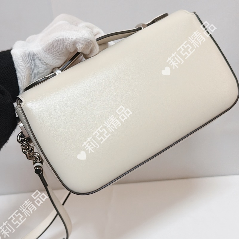 莉亞精品♡Gucci Petite gg logo斜背包白 二手美包-3