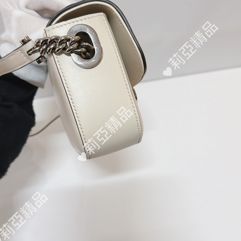 莉亞精品♡Gucci Petite gg logo斜背包白 二手美包-6