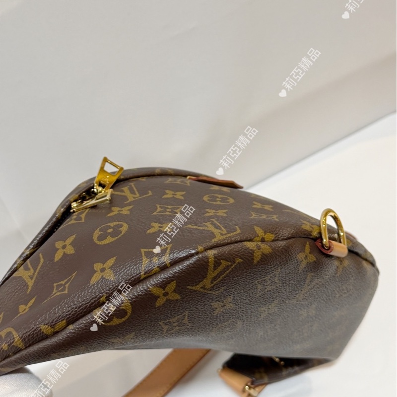 莉亞精品♡Lv M43644 絕版胸包 二手-6