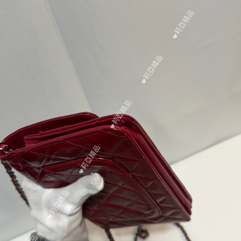 莉亞精品♡Chanel 2.55紅銀woc 二手美包-8