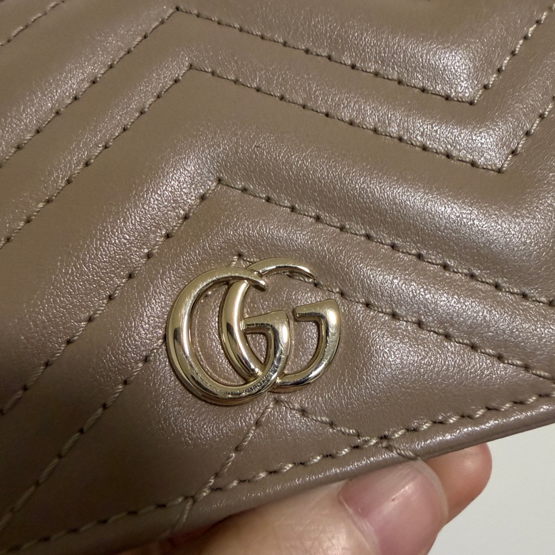 Gucci 深奶茶牛皮金釦mini 短夾-1