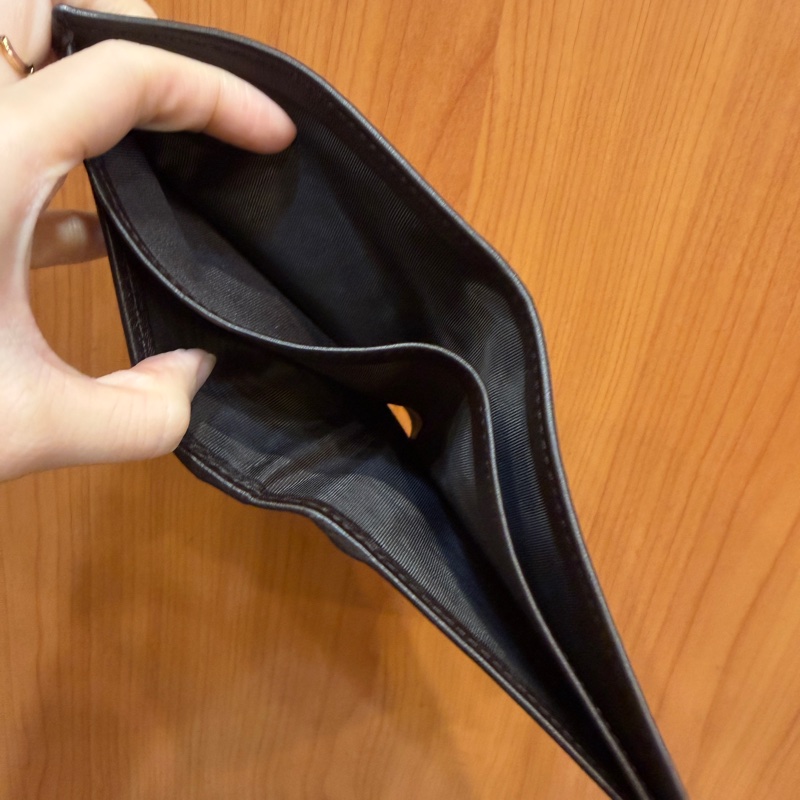 Gucci 咖牛皮GG壓紋對開短夾-9