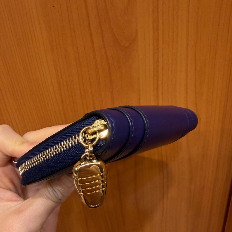 Bvlgari 深藍牛皮金釦Forever 蛇頭ㄇ拉零錢卡包-10