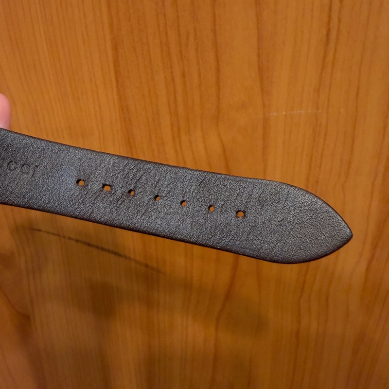 Gucci 金色錶殼蜜蜂石英腕錶-12