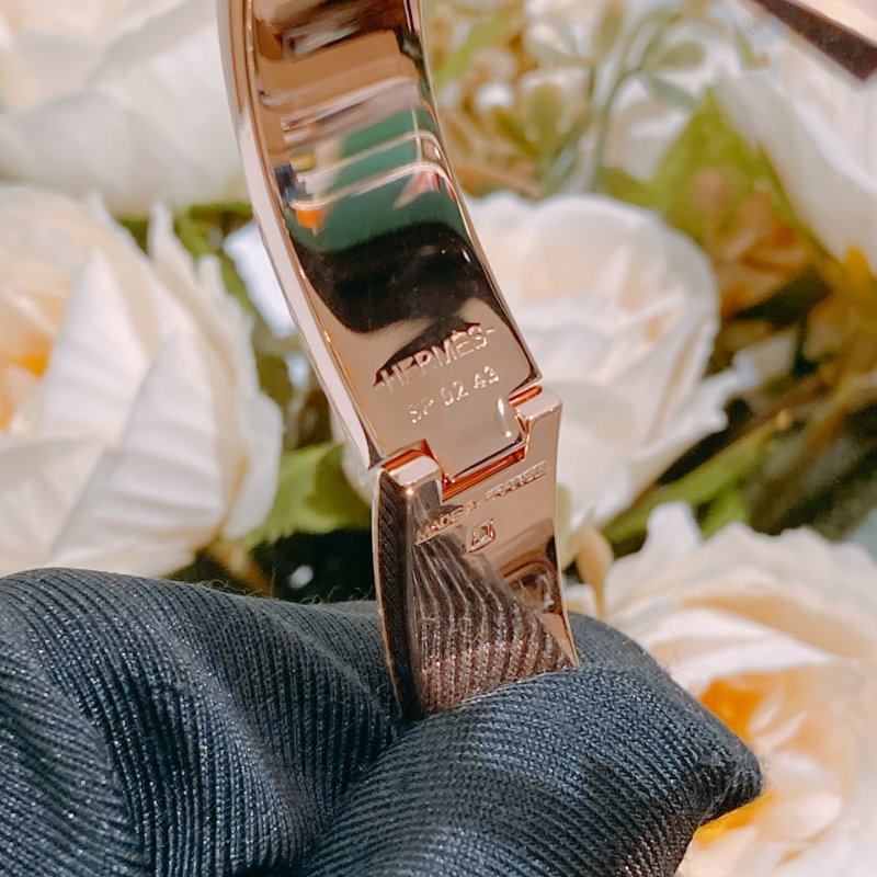 TW4739  Hermes 愛馬仕H扣手鐲 白色玫瑰金 Clic H Bracelet PM Blanc x RGHW-7