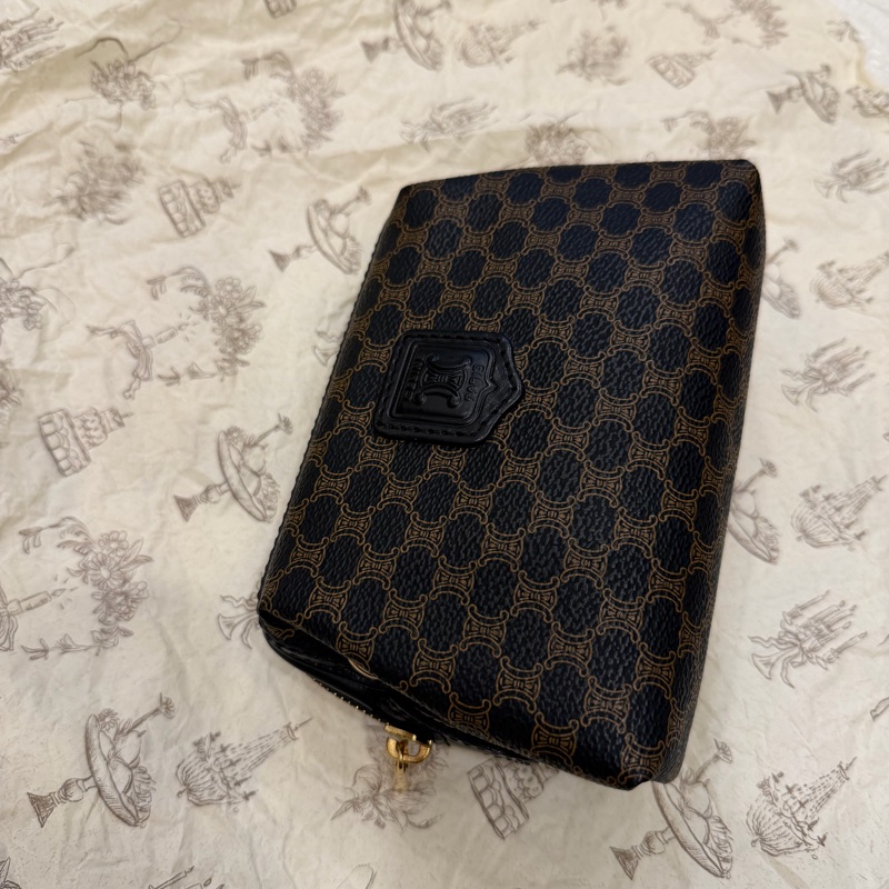 celine 賽琳 中古 黑色老花 黑花 小雲朵 手拿包-1