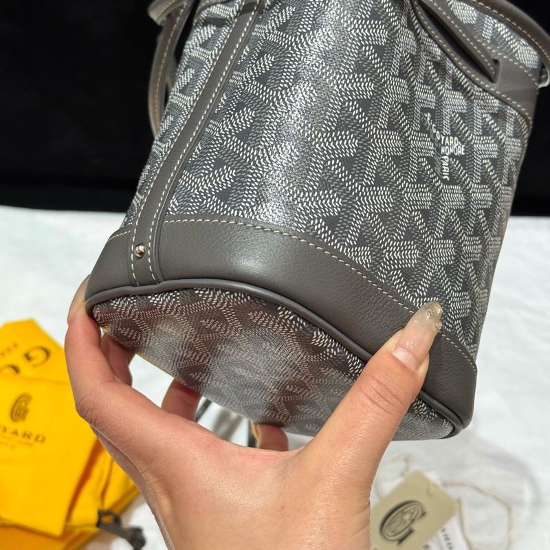 Goyard Petite Flot 牛皮水桶包 灰 mini 25編碼-5