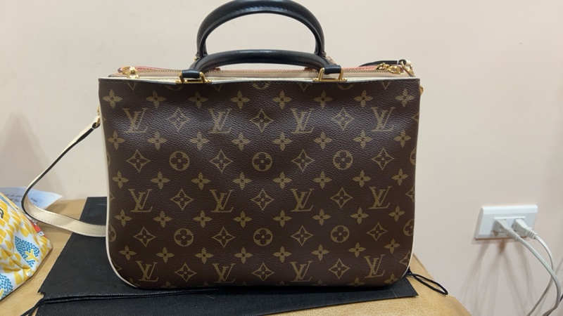 Louis Vuitton（路易威登）Millefeuille 手提包-1