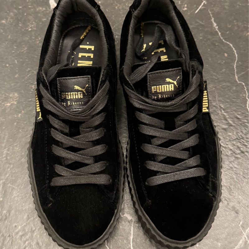 Puma x Rihanna 蕾哈娜黑色天鵝絨厚底鞋-1