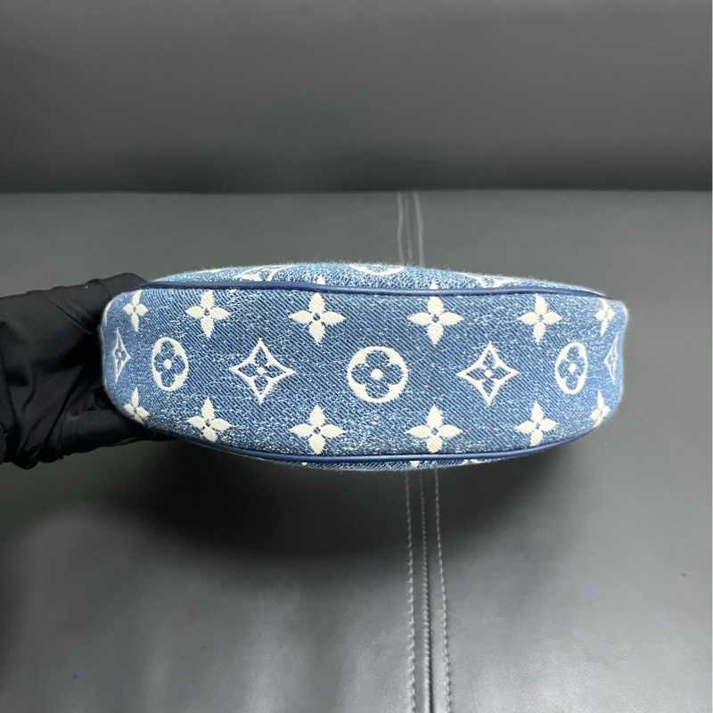 Louis Vuitton Loop 牛仔月亮包-5