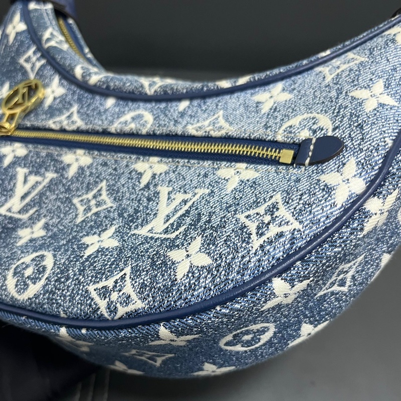 Louis Vuitton Loop 牛仔月亮包-7
