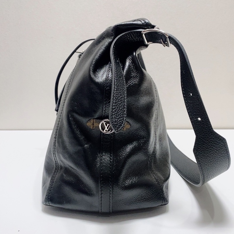 LV Carryall Dark黑武士中 號子母袋斜背包39×30×15 99新配件塵袋-5