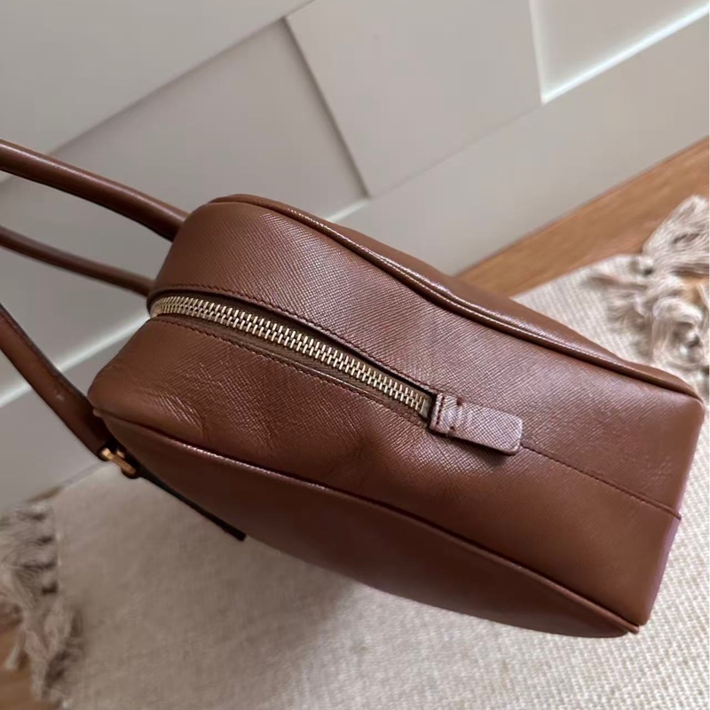 Prada • Plume 35 摩卡棕色-4