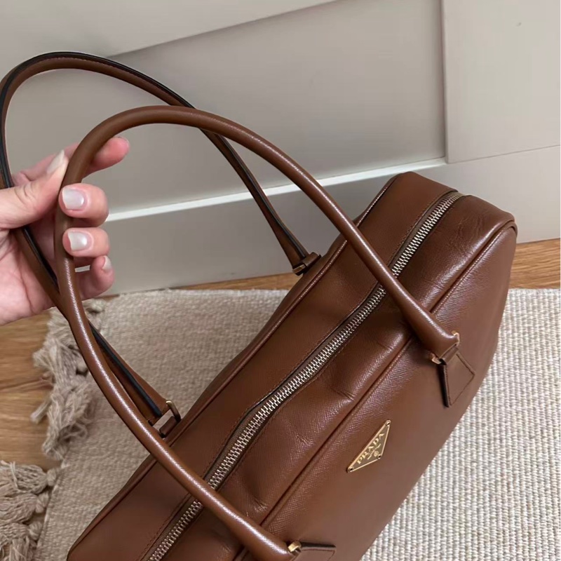 Prada • Plume 35 摩卡棕色-8