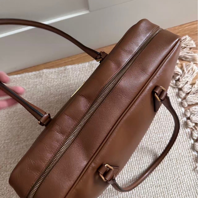 Prada • Plume 35 摩卡棕色-10