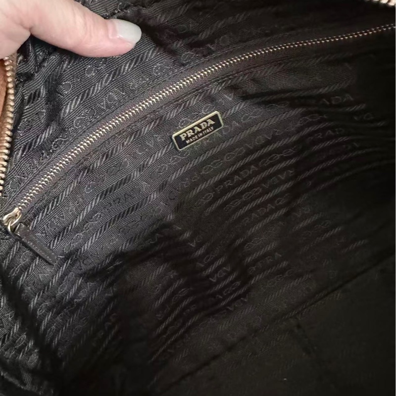 Prada • Plume 35 摩卡棕色-25