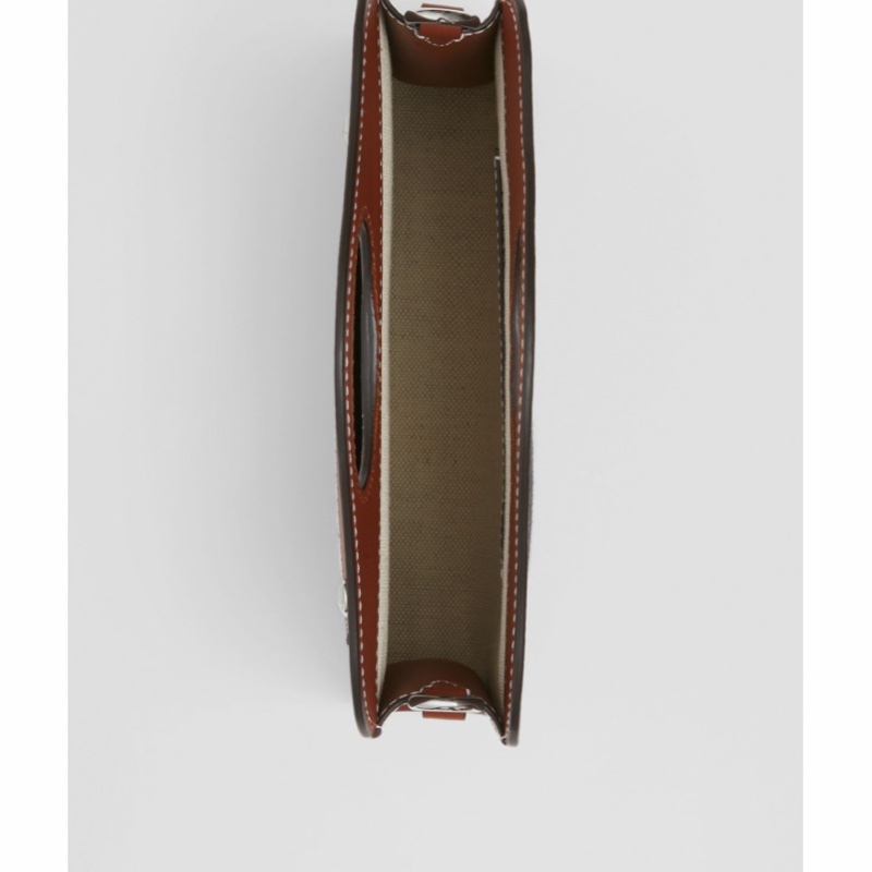 Burberry 女士 迷你徽標單肩包均碼碼常規、15.5 X 4 X 18 CM-1