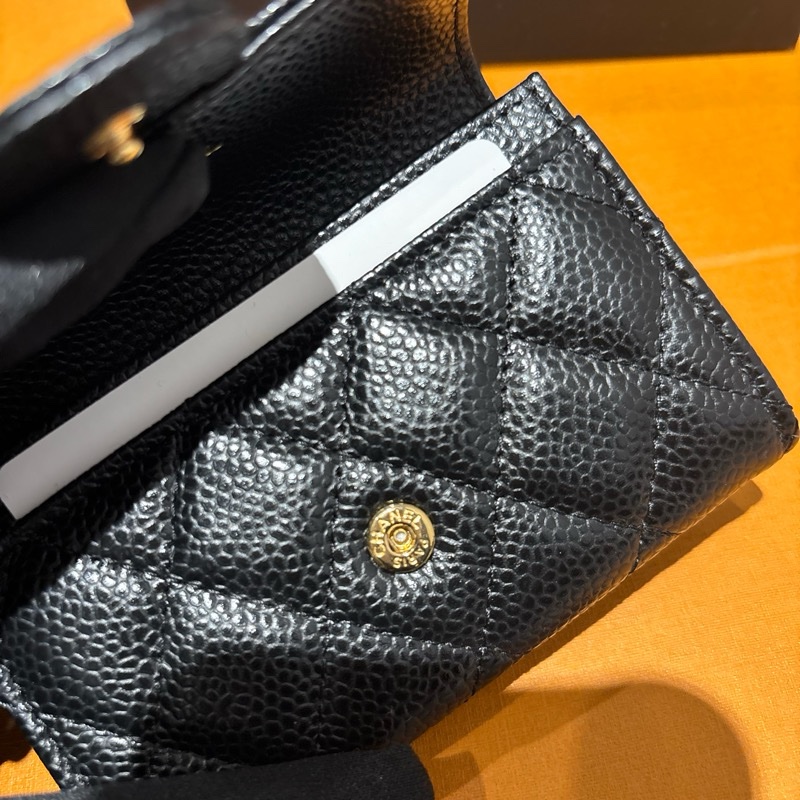 全新Chanel 翻蓋卡片包荔枝小牛皮 金扣 小皮件-8