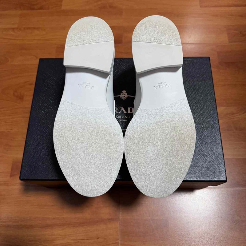 Prada徽標樂福鞋 普拉達Chocolate休閒亮面女鞋  36.5碼-8