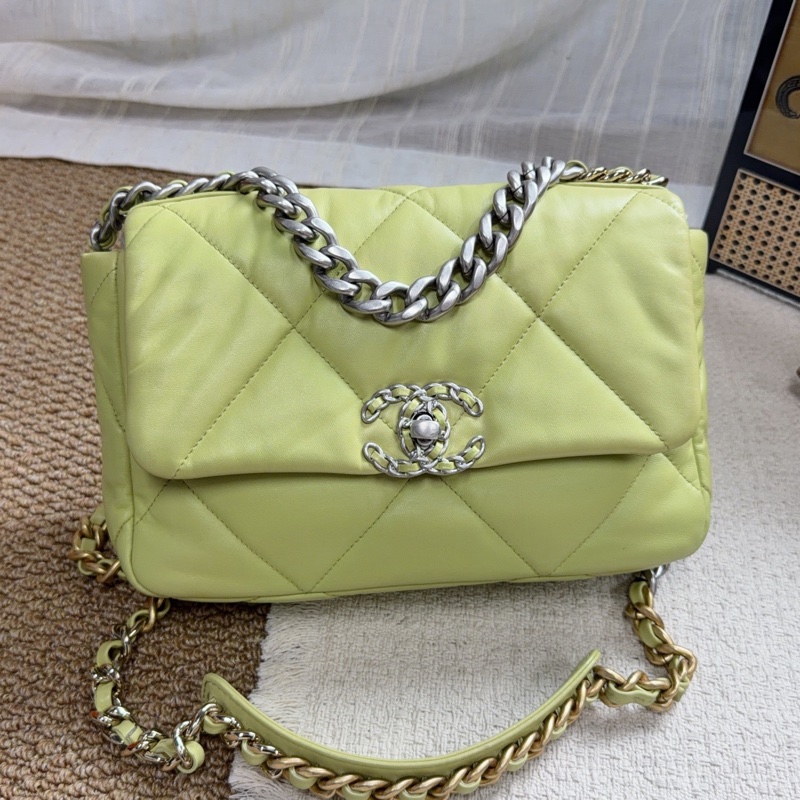 Chanel香奈兒 19bag 小號 芯片 淡綠色  尺寸：26*16*9 少見淡綠色配色-0