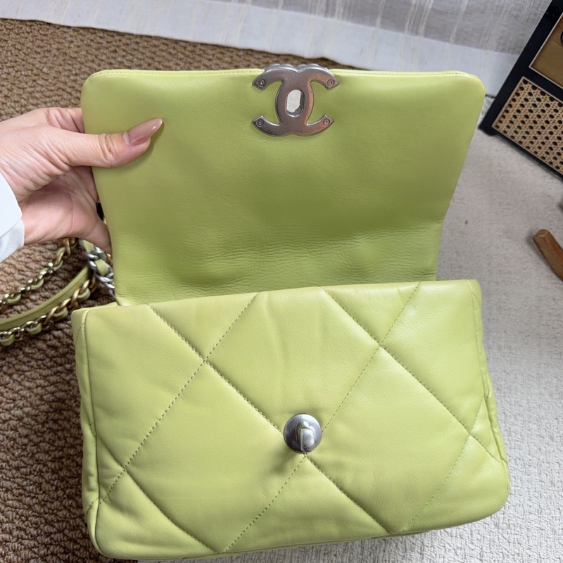 Chanel香奈兒 19bag 小號 芯片 淡綠色  尺寸：26*16*9 少見淡綠色配色-6