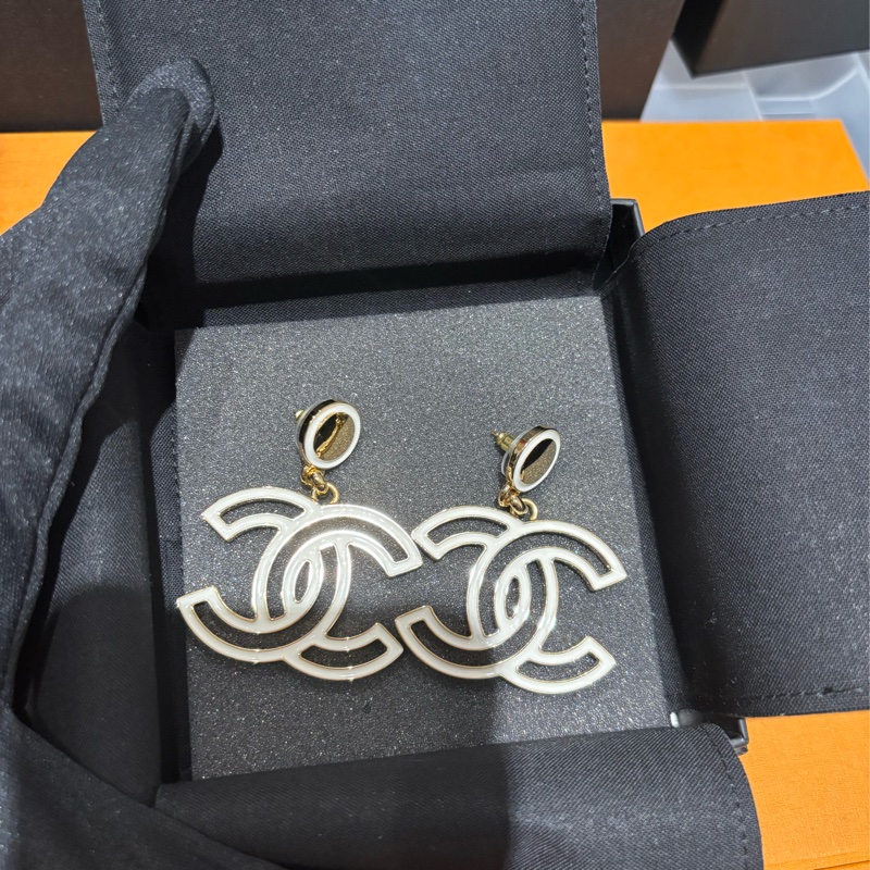 Chanel 9成新 大C logo 耳環-1