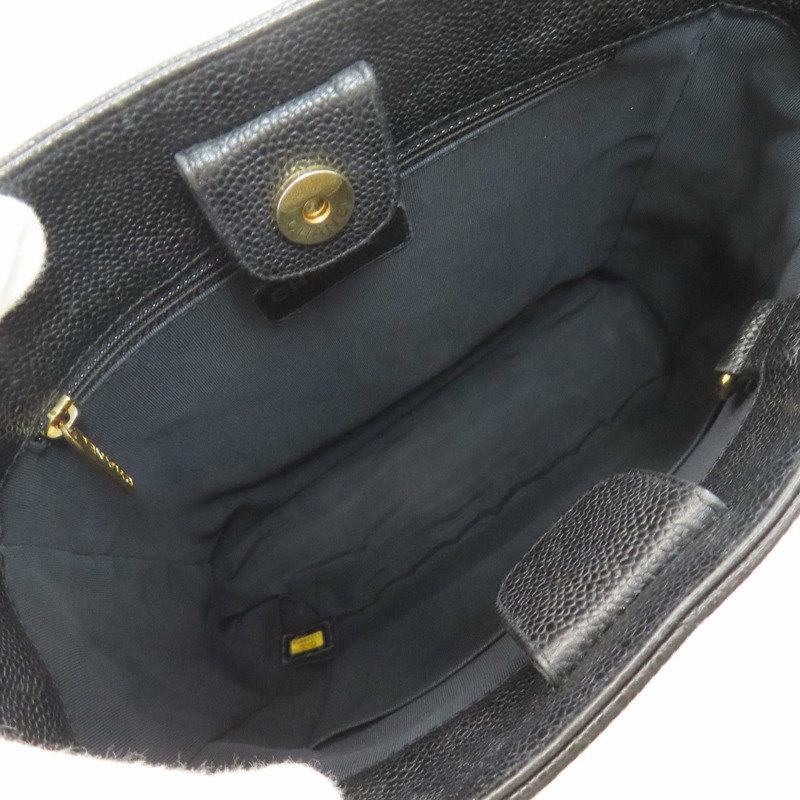 香奈兒女士菱格紋小牛皮絎縫鏈條手提包，搭配金色五金配件-4