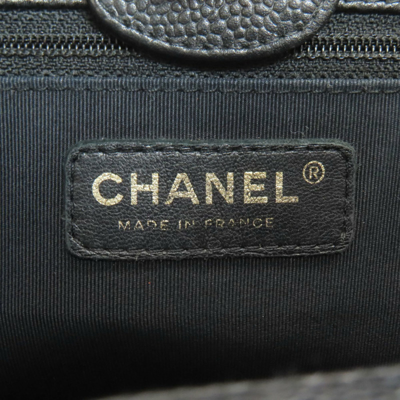 香奈兒女士菱格紋小牛皮絎縫鏈條手提包，搭配金色五金配件-5