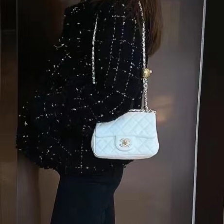 公主駕到💗99新🆕Chanel香奈兒白金鏈條菱格紋金球方胖子單肩斜挎包-4