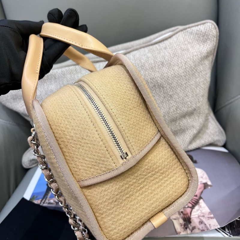 Chanel香奈兒奶茶色沙灘包保齡球包 底長28  芯片款-3