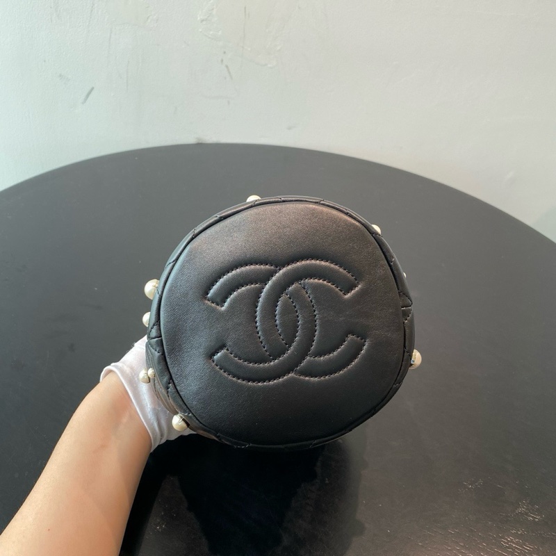 99新chanel 香奈兒 黑色水桶珍珠包，31卡，有塵袋-4