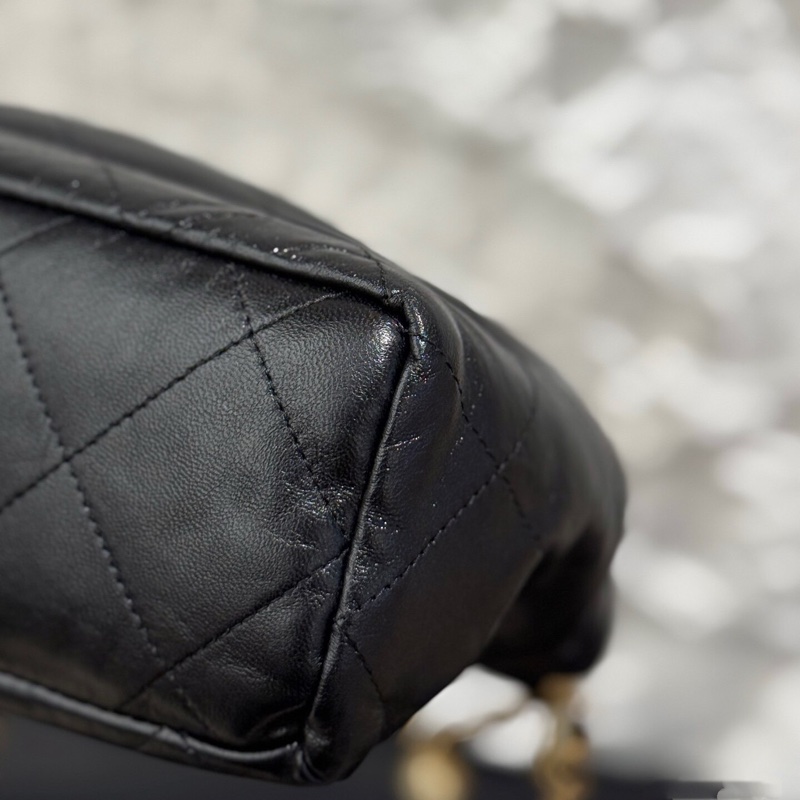 Chanel 香奈兒 23P黑金 mini福袋水桶包 寶石鏈條，彩色寶石福袋 抽繩水桶鏈條包-8