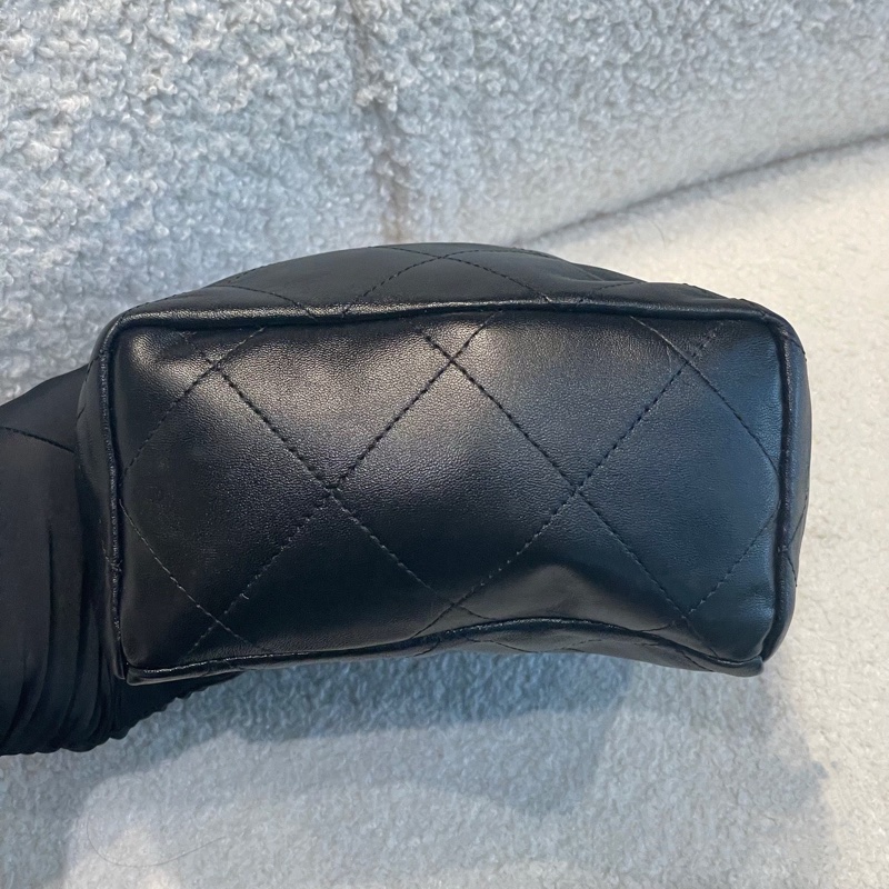 Chanel 香奈兒 23P黑金 mini福袋水桶包 寶石鏈條，彩色寶石福袋 抽繩水桶鏈條包-9