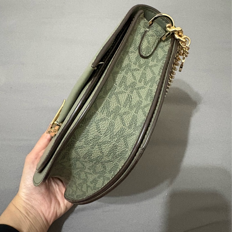 Michael Kors 半月包-5