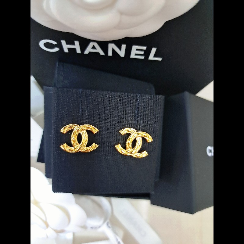Chanel  全新金色雙C耳環-3