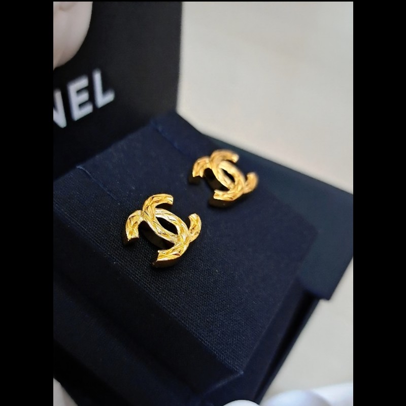 Chanel 全新金色雙C耳環-4