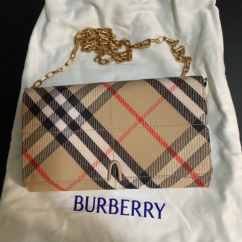 Burberry WOC鏈條包