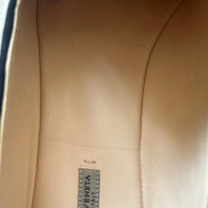 Bottega Veneta 黑色平底-6
