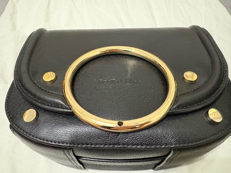 SEE BY CHLOE MARA 粒面牛皮 翻蓋斜背包-8