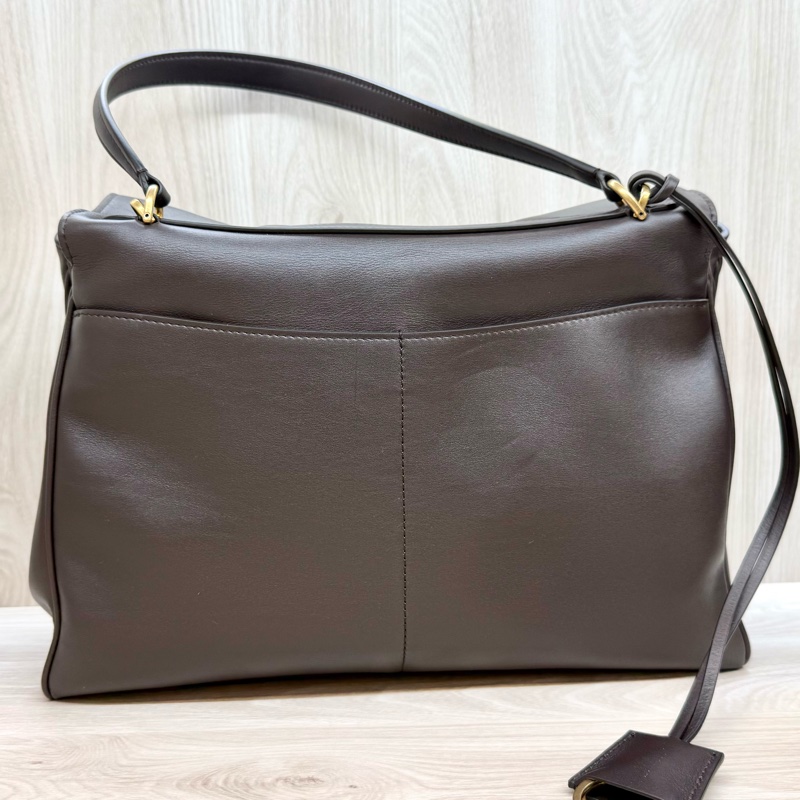 巴黎世家 全新超值✨咖色牛皮Rodeo中款肩背包-14