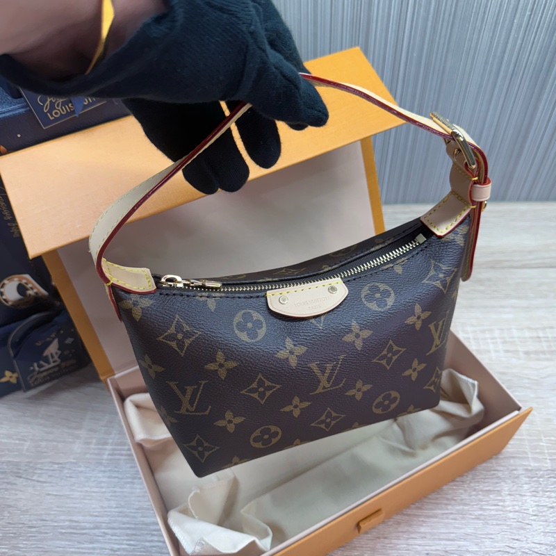 LV M27509 Pochette Hills 便當飯盒包手提包-0