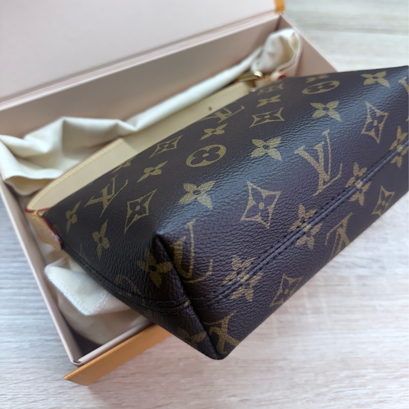 LV M27509 Pochette Hills 便當飯盒包手提包-8