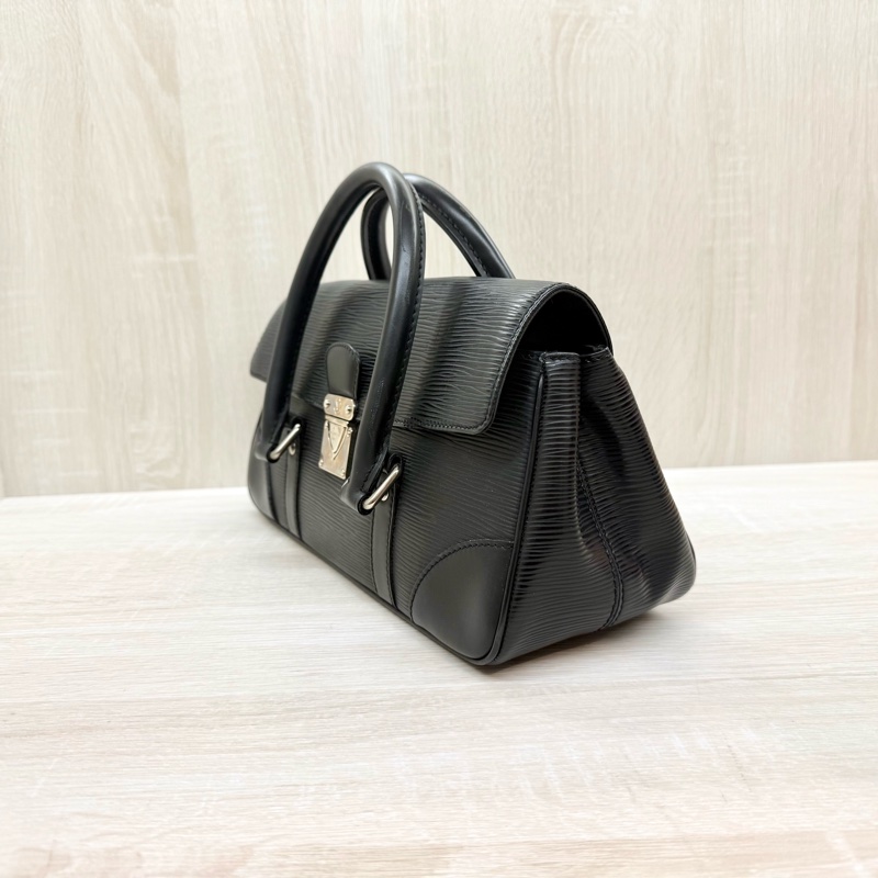 LV 超有個性✨黑色Epi Segur PM手提包/M58822-4