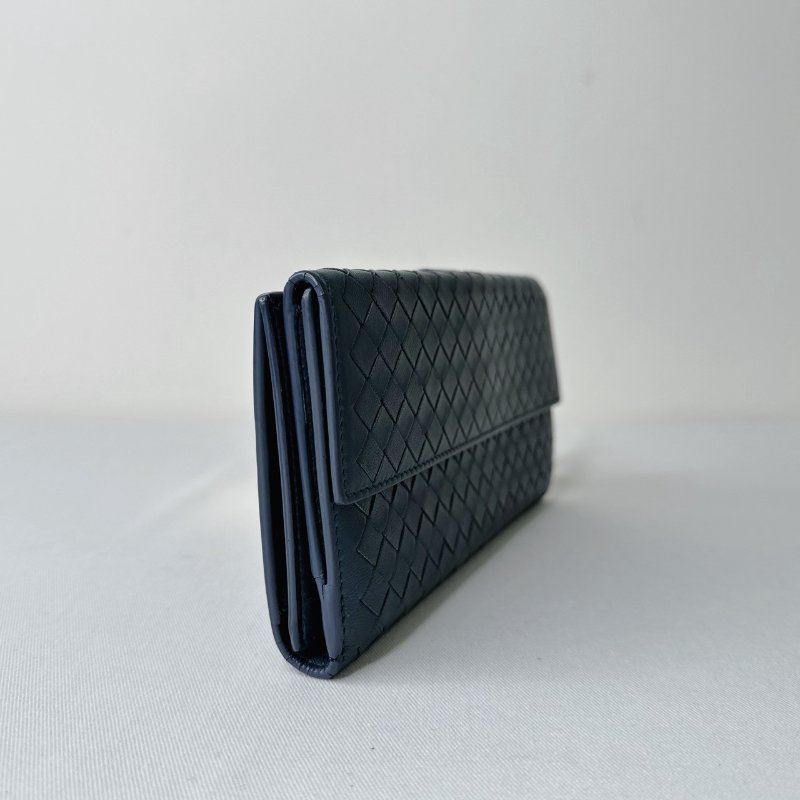 BV 藍色小羊皮編織扣式長夾-3