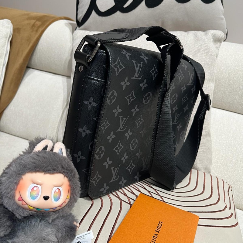 Lv DISTRICT PM Eclipse M45272 信差袋 crossbody bag-2