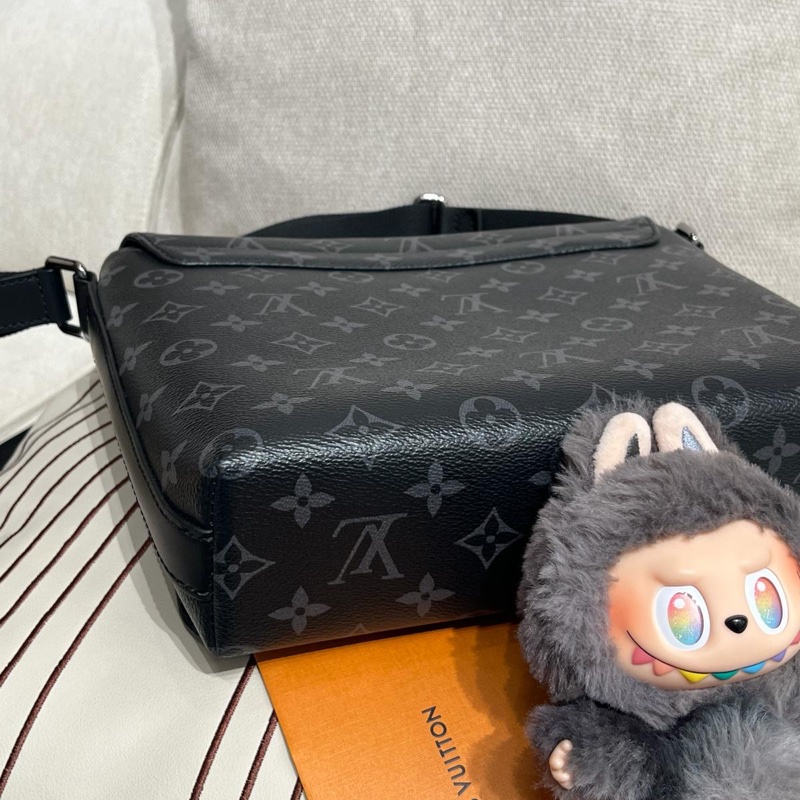 Lv DISTRICT PM Eclipse M45272 信差袋 crossbody bag-9
