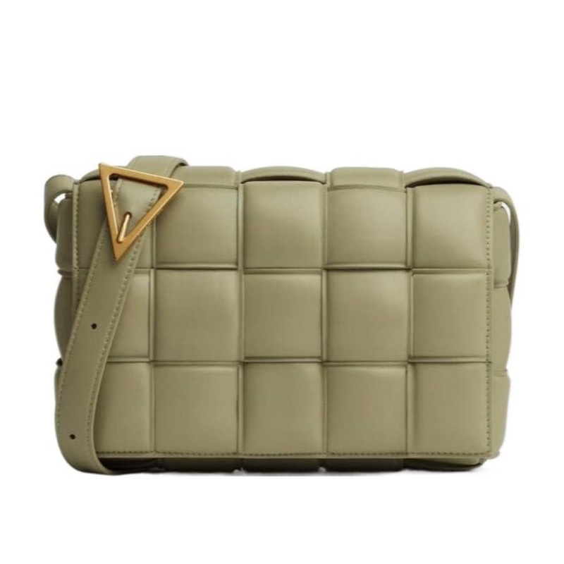 Bottega Veneta 女士 加襯Cassette斜挎包均碼碼26cm*8cm*18cm-0