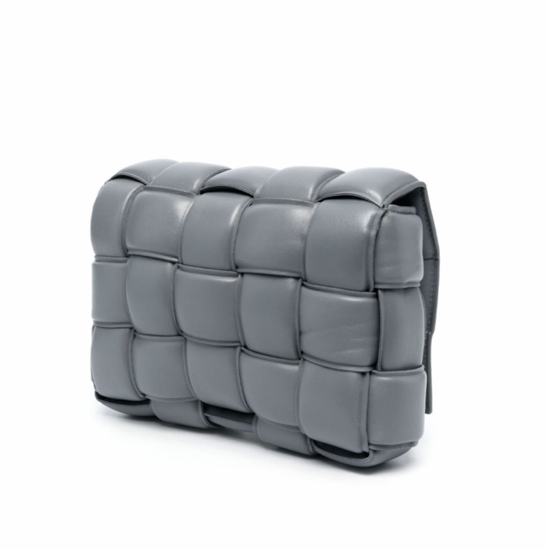 Bottega Veneta 女士 PADDED CASSETTE加襯斜挎包均碼碼25cm*6cm*15cm-2